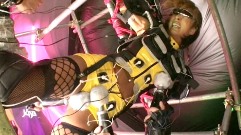 DBIF-004 女体秘奥炎上パニック 淫フェルノ-X アーマード・エンジェル … 151分 潮吹き Rape Kisaki Ema Kisaki Ema希咲エマ Tied Bondage