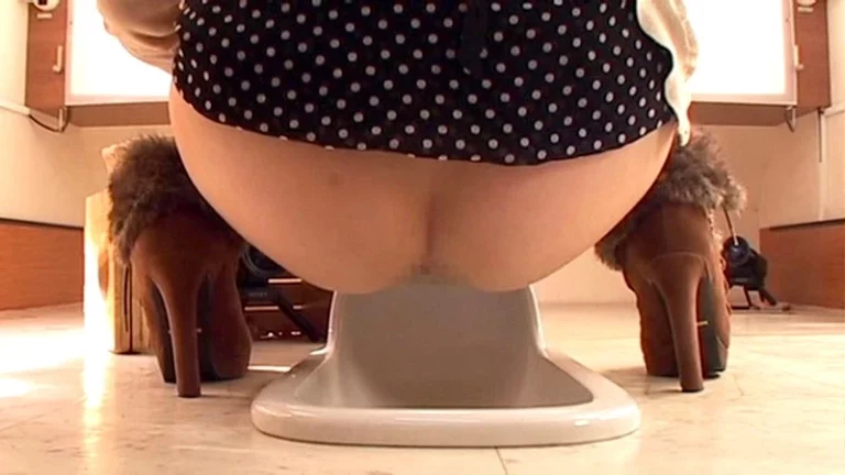 GCD-215 TOKYOガールズうんち 極太うんちベスト30 うんこ GIRL’S Garage Scat