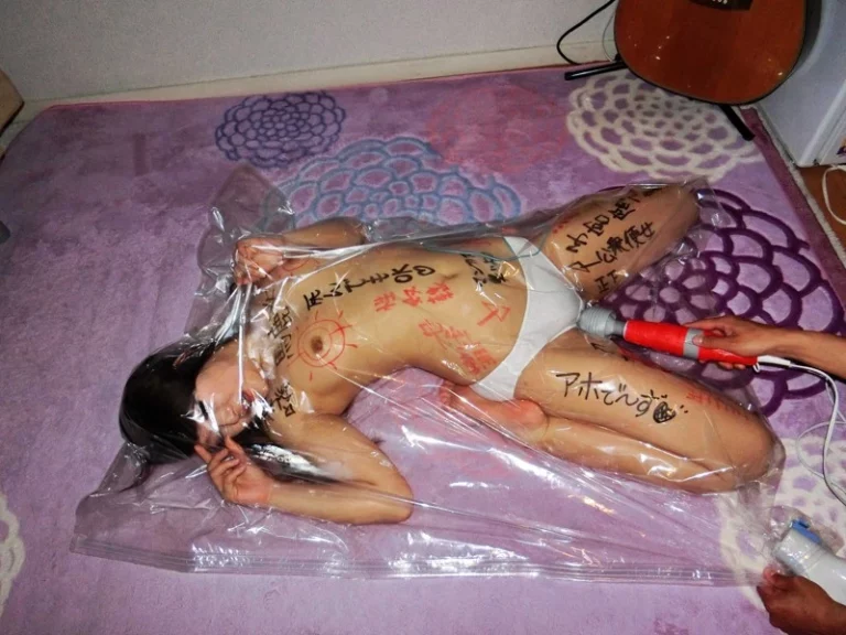 BXDR-011 縛殺奴隷 糞馬鹿女凹凹虐待編 鎖羅鬼 監禁・拘束 潮吹き Amateur Squirting 監禁 120分 Torture ミニスカ