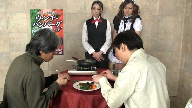 VRXS-077 脱糞レストラン メイド系 V＆R 紫月いろは 深海 Scat