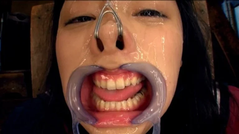 REAL-426 縛られたがる女子校生 宇佐美なな Deep Throating レアル・ワークス イラマチオ