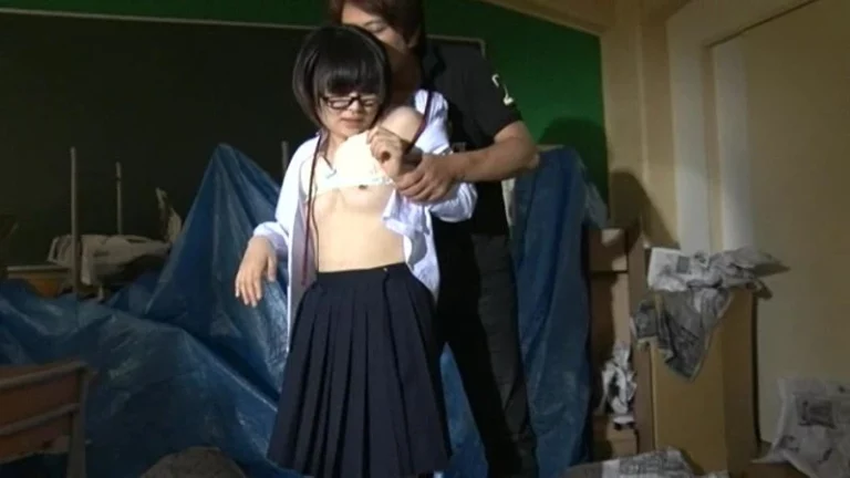 SMA-792 女子○○剃毛レイプ さちのうた Golden Showers Planning 顔射・ザーメン ブルマ 凌辱 Petite 剃毛・パイパン（フェチ） 小柄 メガネ 乱交 監禁・拘束