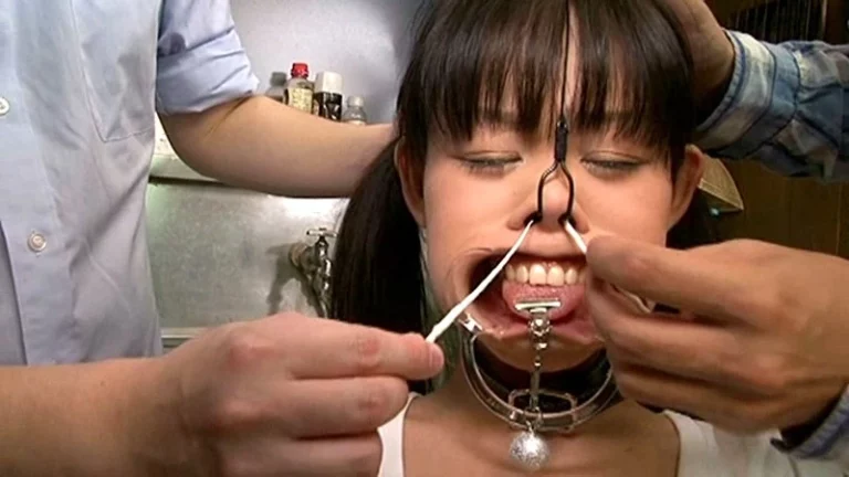 STD-016 Fetish ホームページの出演募集でやってきたニューハーフ女王様と奴隷女装子たち 女子校生 Fetish 女装・男の娘 レイディックス 露出 スパンキング・鞭打ち