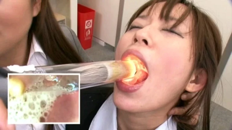 SVDVD-215 新人OLザーメンいじめ 158分 顔射・ザーメン スカトロ