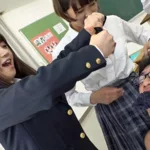 DNJR-041 Kasagi Ichika 集団聖水リンチ!女子○生のトイレにされた僕 Fuyue Kotone, Majima Azusa Inu / Mousozoku Submissive Men