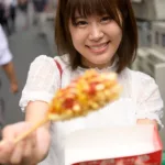 NNPJ-422 現役JDおじ散歩 ニコニコおやじを転がす留年中のパパ活ビッチ女子大生をオヤ… さなちゃん21歳 Nampa JAPAN Deep Throating