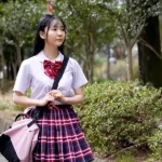 GVH-877 Minoshima Meguri 【人生初飲尿】「ご主人様のおしっこが大好き!」ガブガブごくごく、都合の良い飲尿J系メイド・めぐりちゃん Piss Drinking Glory Quest