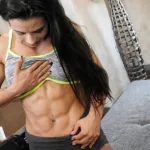 HUSR-204 Ninel Mohad 最強筋肉女神降臨 驚異の体脂肪率7％ ユーロチャンピオンの現役美人ボディビルダーが魅せる超肉食マッスルSEX