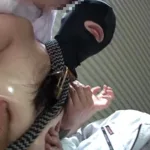 NHDTA-609 Niiyama Kaede 鍵付きマスクを被らされ前が見えず全裸放置された巨乳女を見かけたらあなたなら助けるか … Mini Skirt Rape Irama ミニスカ Captivity