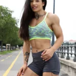 HUSR-204 Ninel Mohad 最強筋肉女神降臨 驚異の体脂肪率7％ ユーロチャンピオンの現役美人ボディビルダーが魅せる超肉食マッスルSEX
